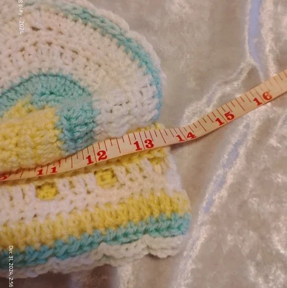 Handmade crochet festival top - Picture 7 of 12